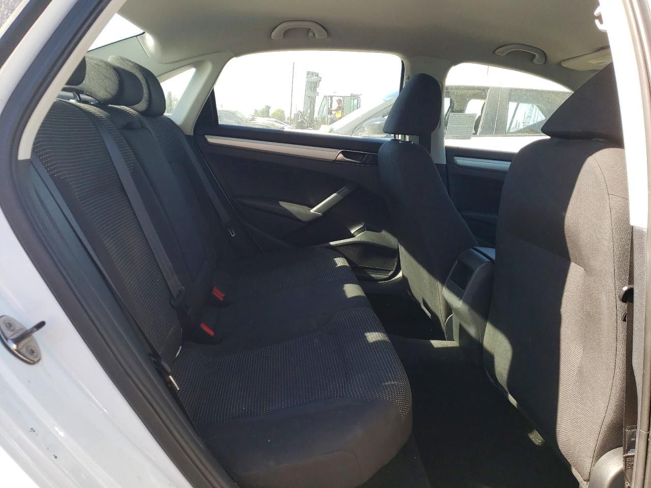 2016 Volkswagen Passat s