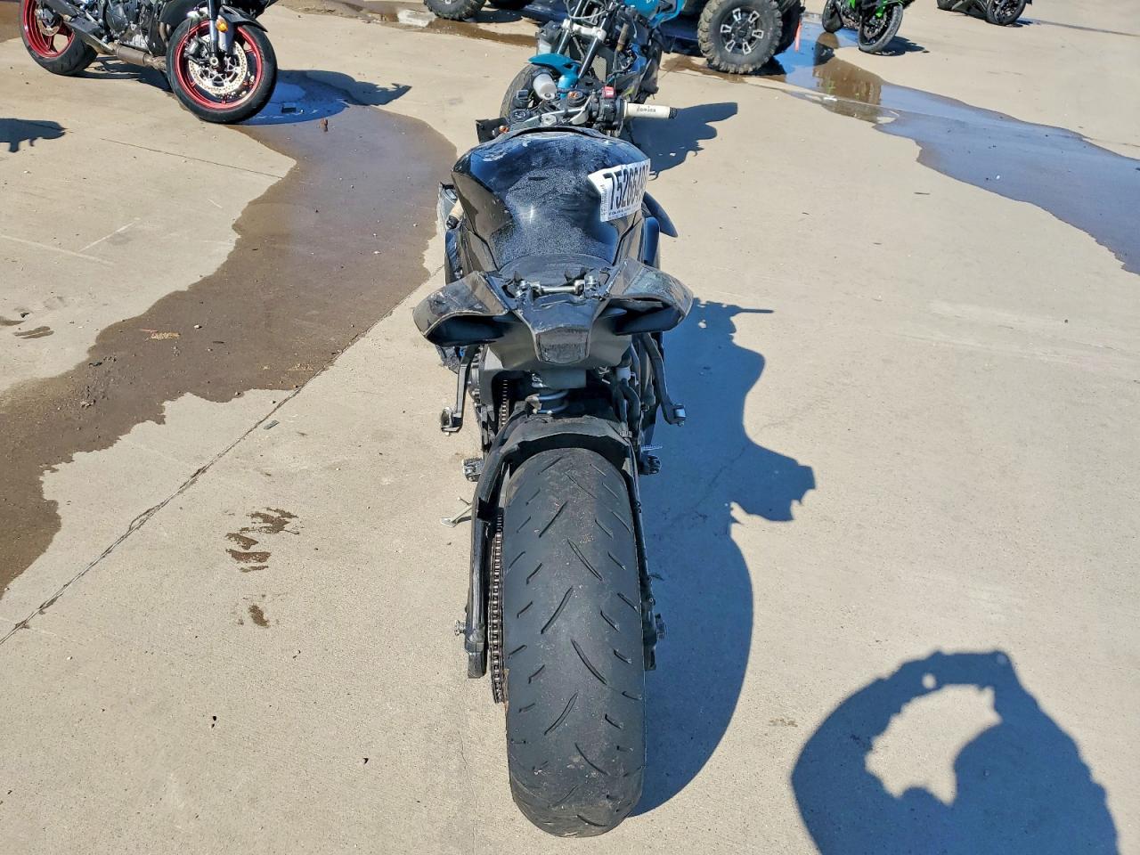 2024 Yama YZFR1