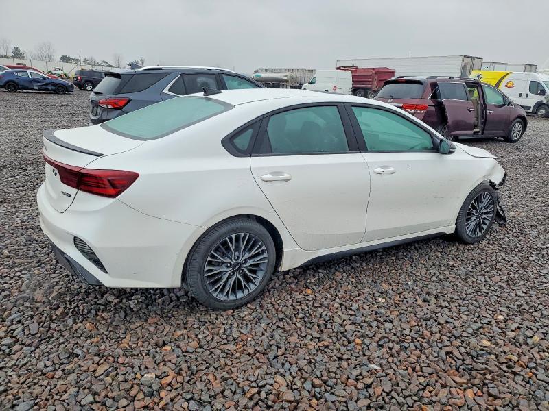 2024 KIA Forte gt Line