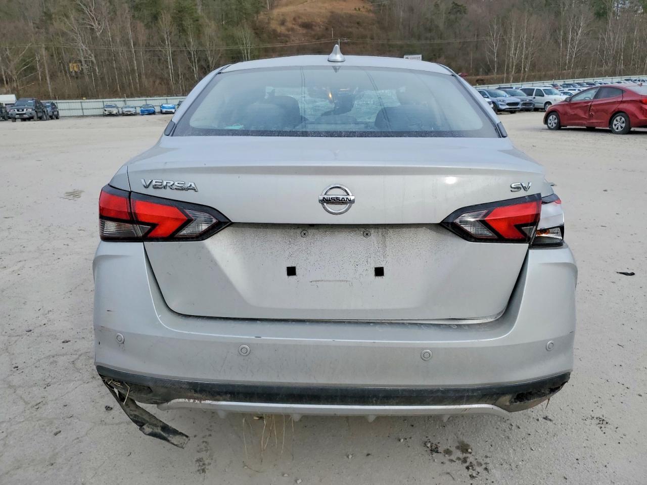 2020 Nissan Versa sv