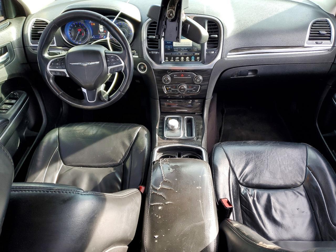 2016 Chrysler 300 Limited