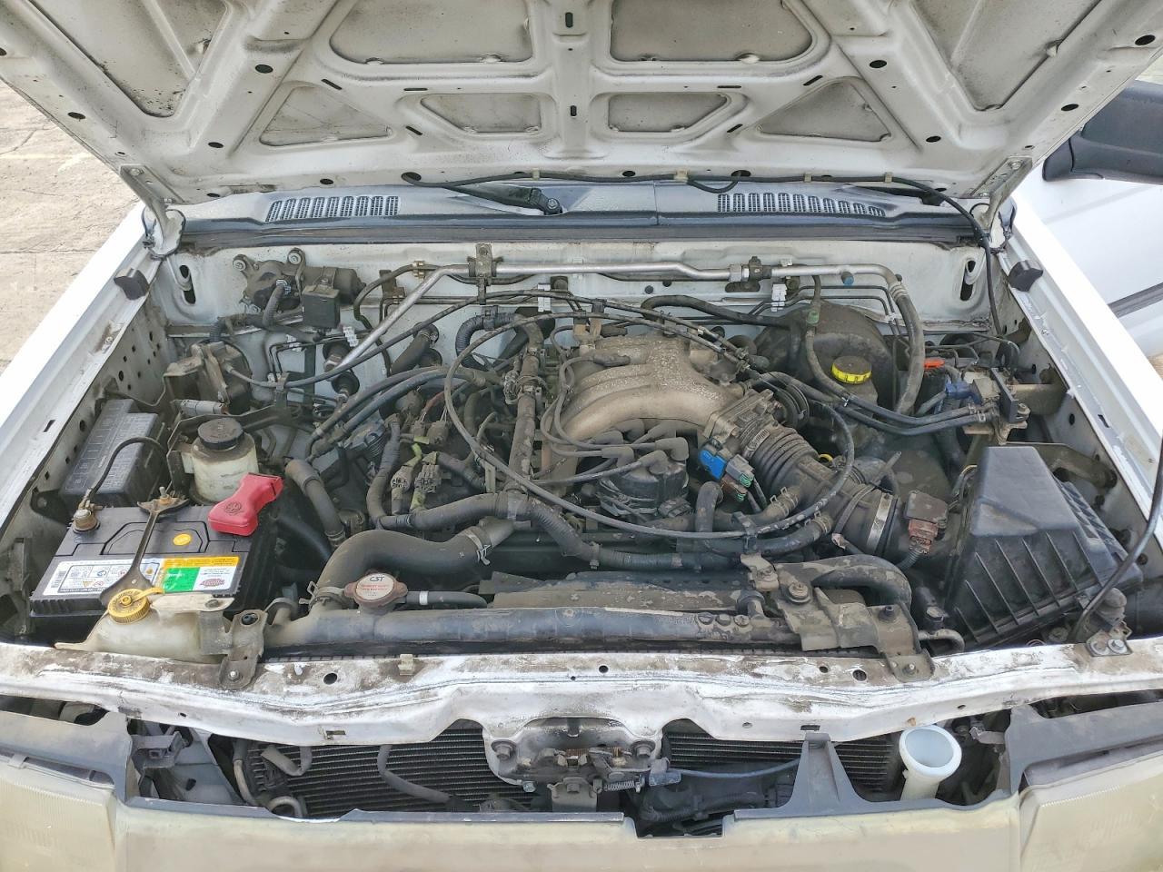 2001 Nissan Xterra xe