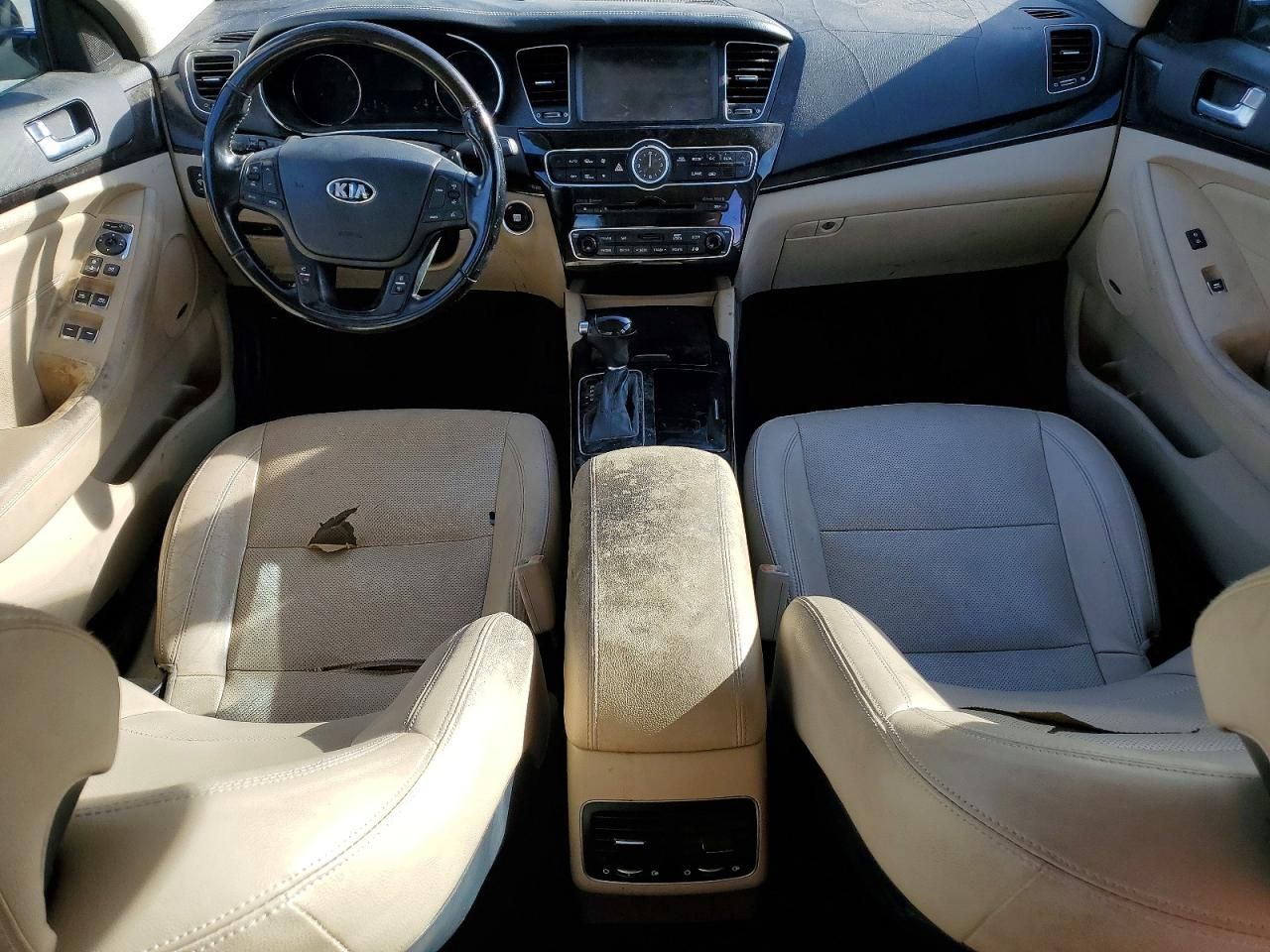 2014 KIA Cadenza Premium