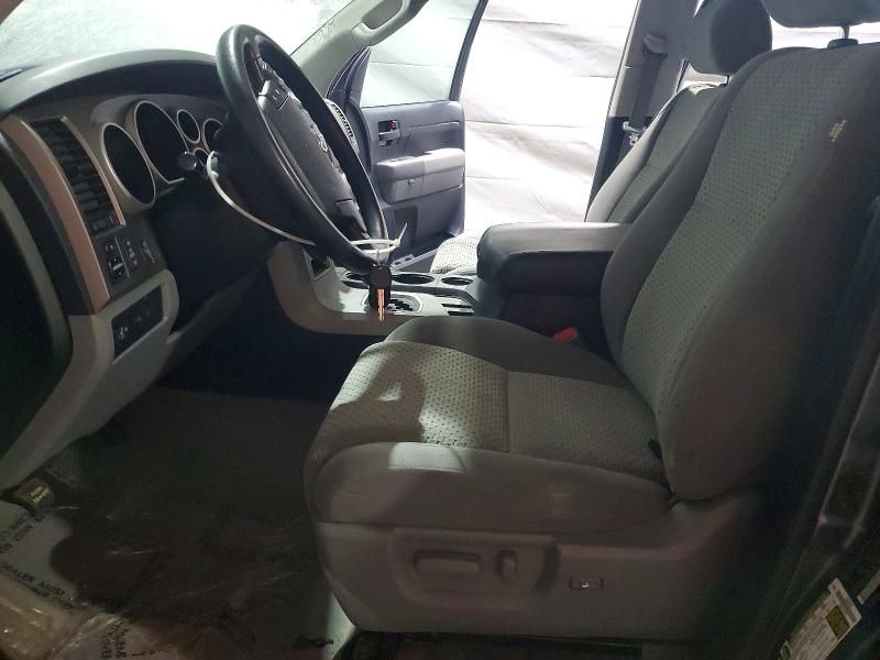 2011 Toyota Tundra Double cab SR5