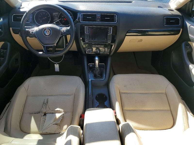 2016 Volkswagen Jetta sel