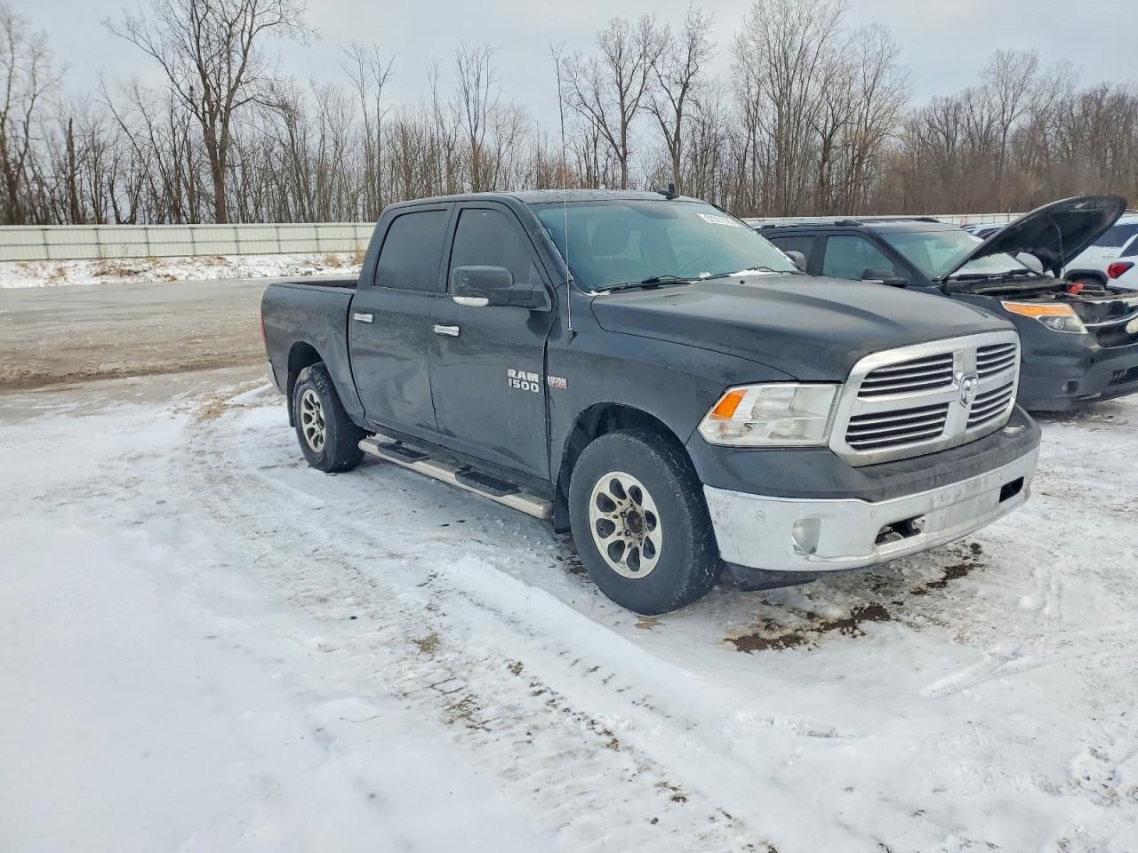 2016 Dodge Ram 1500 slt