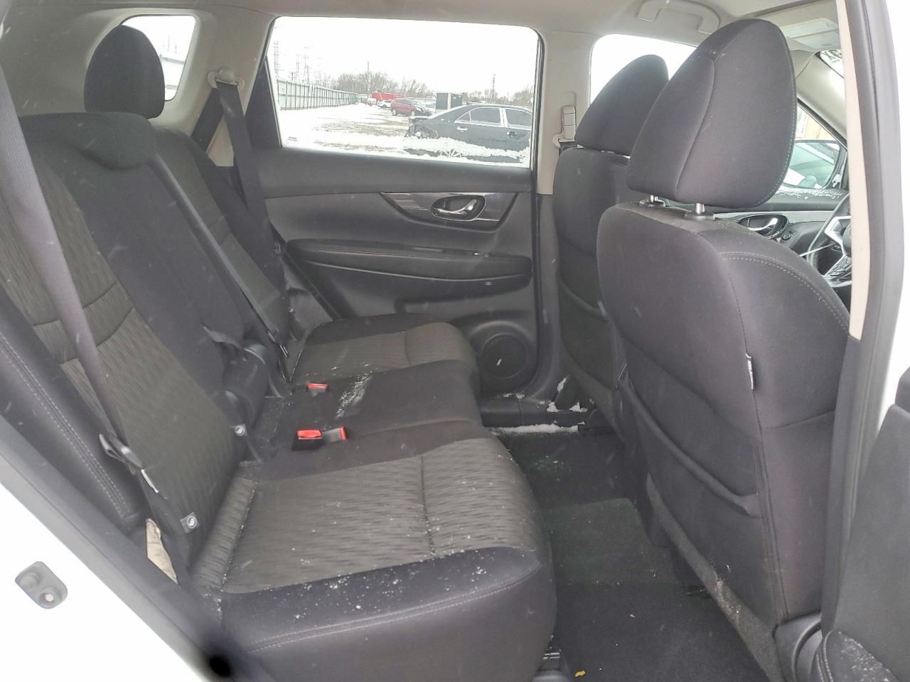 2017 Nissan Rogue sv