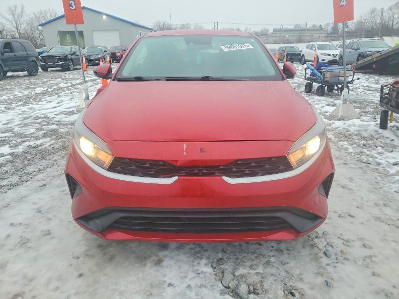 2023 KIA Forte lx