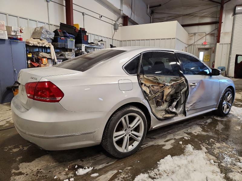 2013 Volkswagen Passat sel