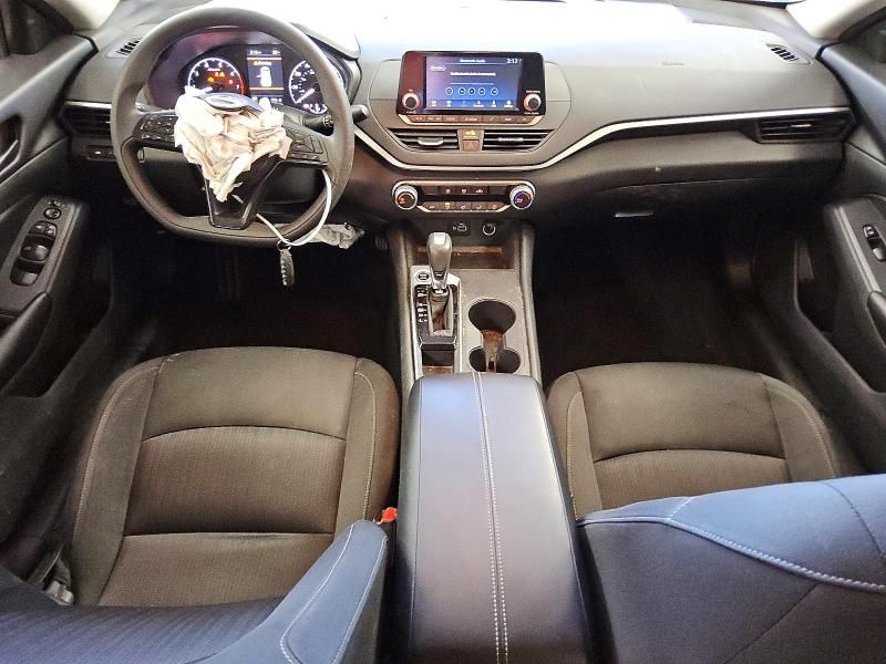 2023 Nissan Altima s