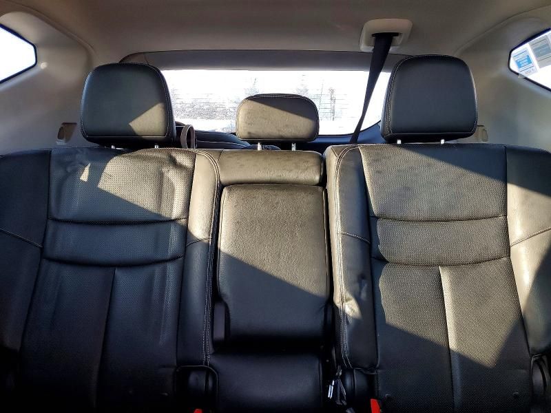 2016 Nissan Murano s