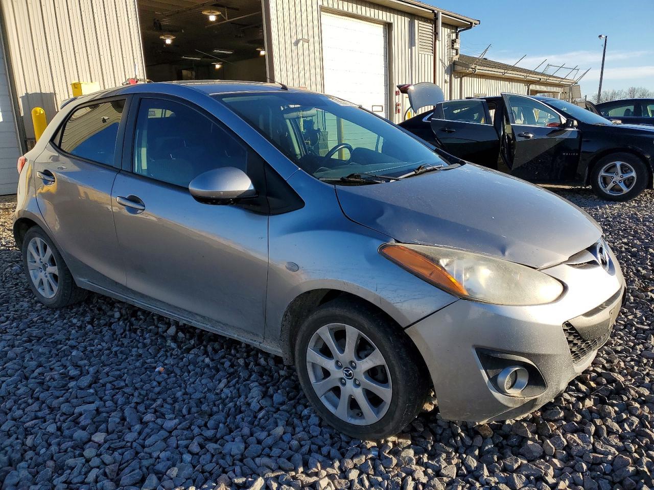2014 Mazda 2 Touring
