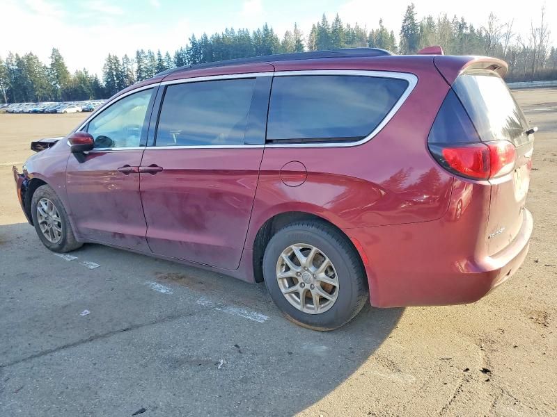 2020 Chrysler Voyager lxi