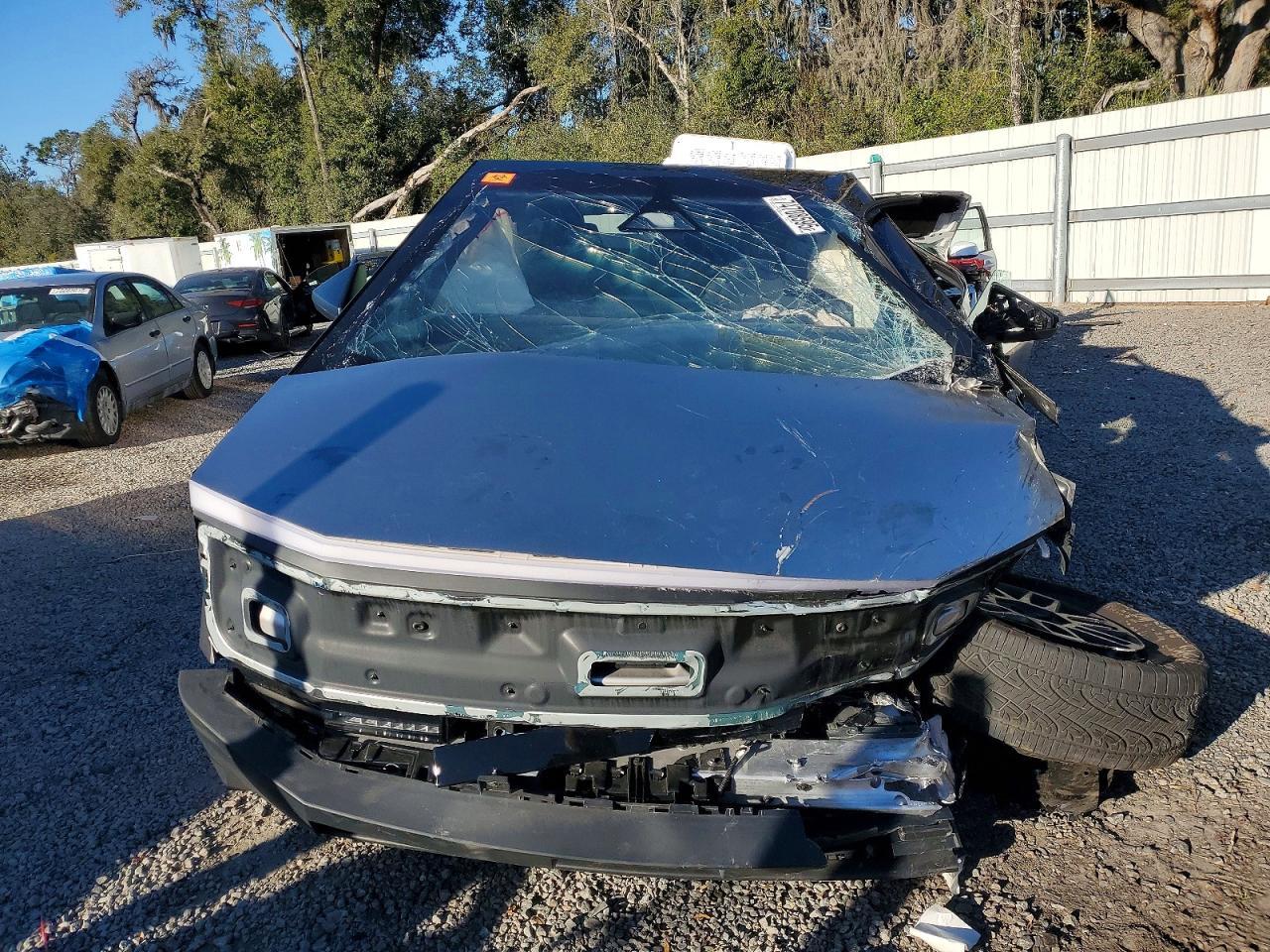 2025 Tesla Cybertruck