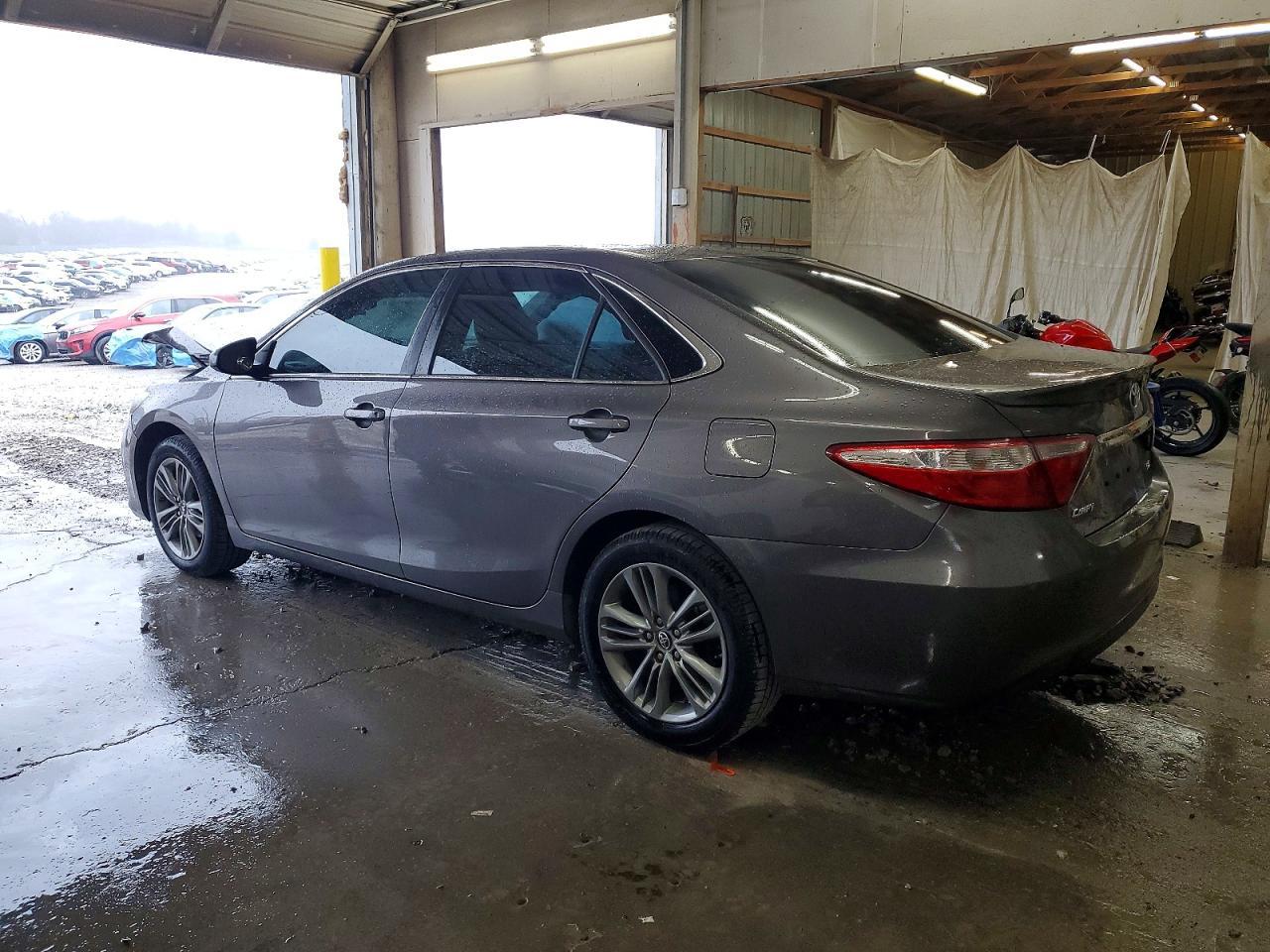 2017 Toyota Camry le