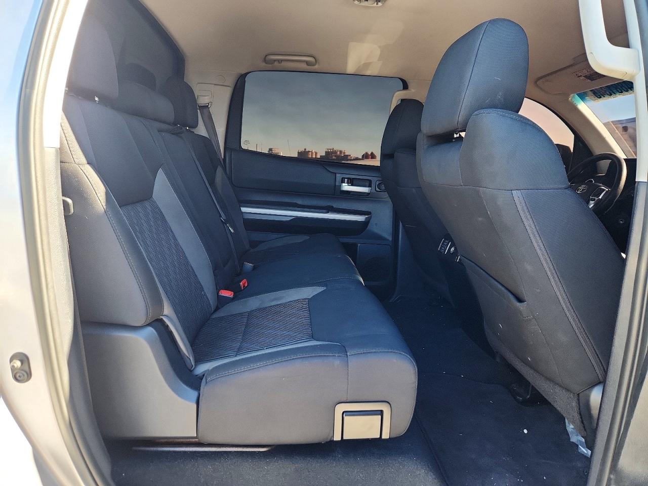 2015 Toyota Tundra Crewmax SR5