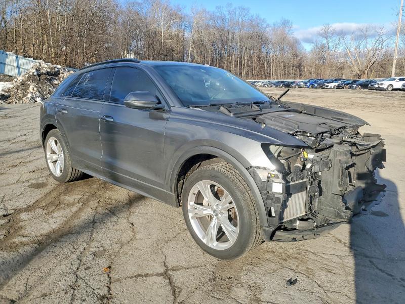 2019 Audi Q8 Premium Plus