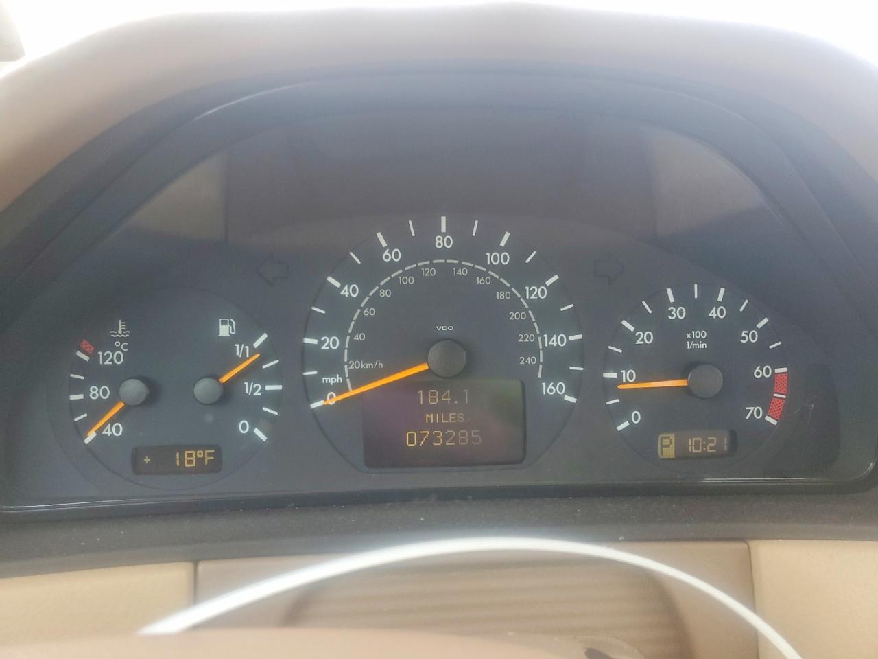 2000 Mercedes-Benz E 320 4matic