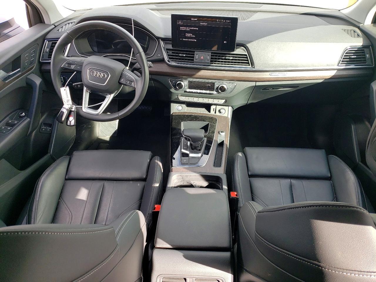 2024 Audi Q5 e Premium 55