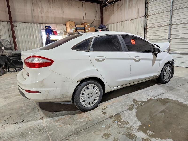 2015 Ford Fiesta s