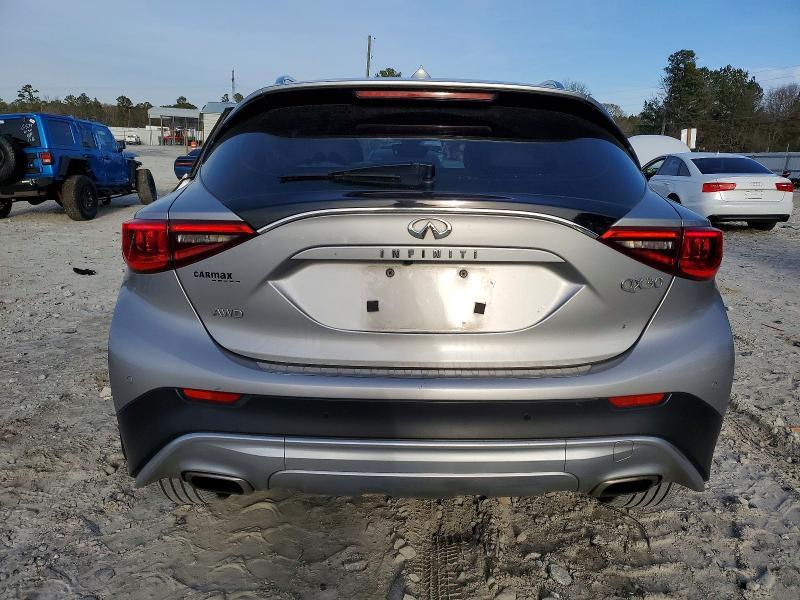 2018 Infiniti Qx30 Base