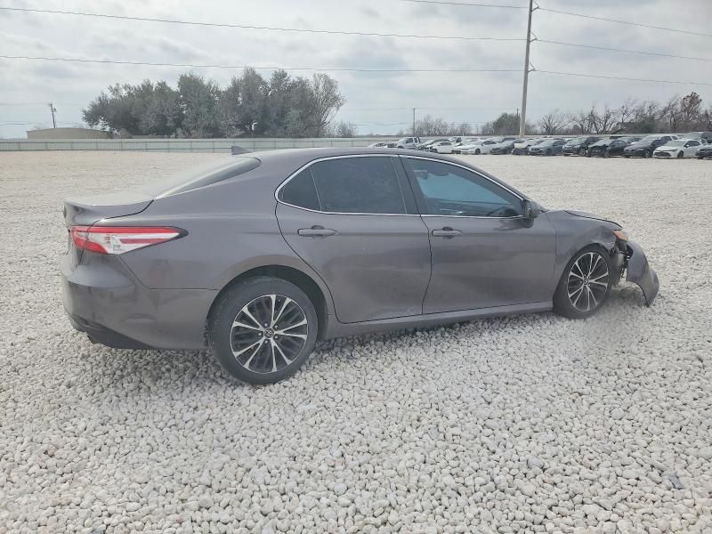 2020 Toyota Camry le