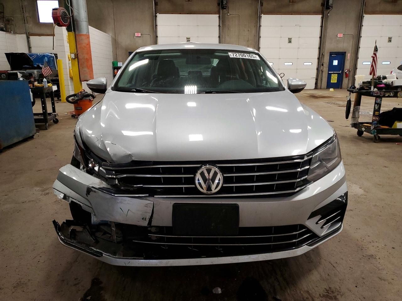 2017 Volkswagen Passat R-line