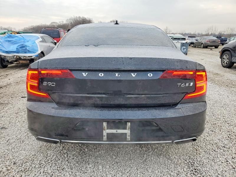 2018 Volvo S90 T6 Inscription