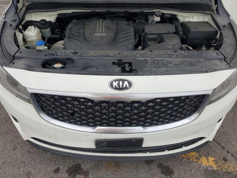 2016 KIA Sedona lx