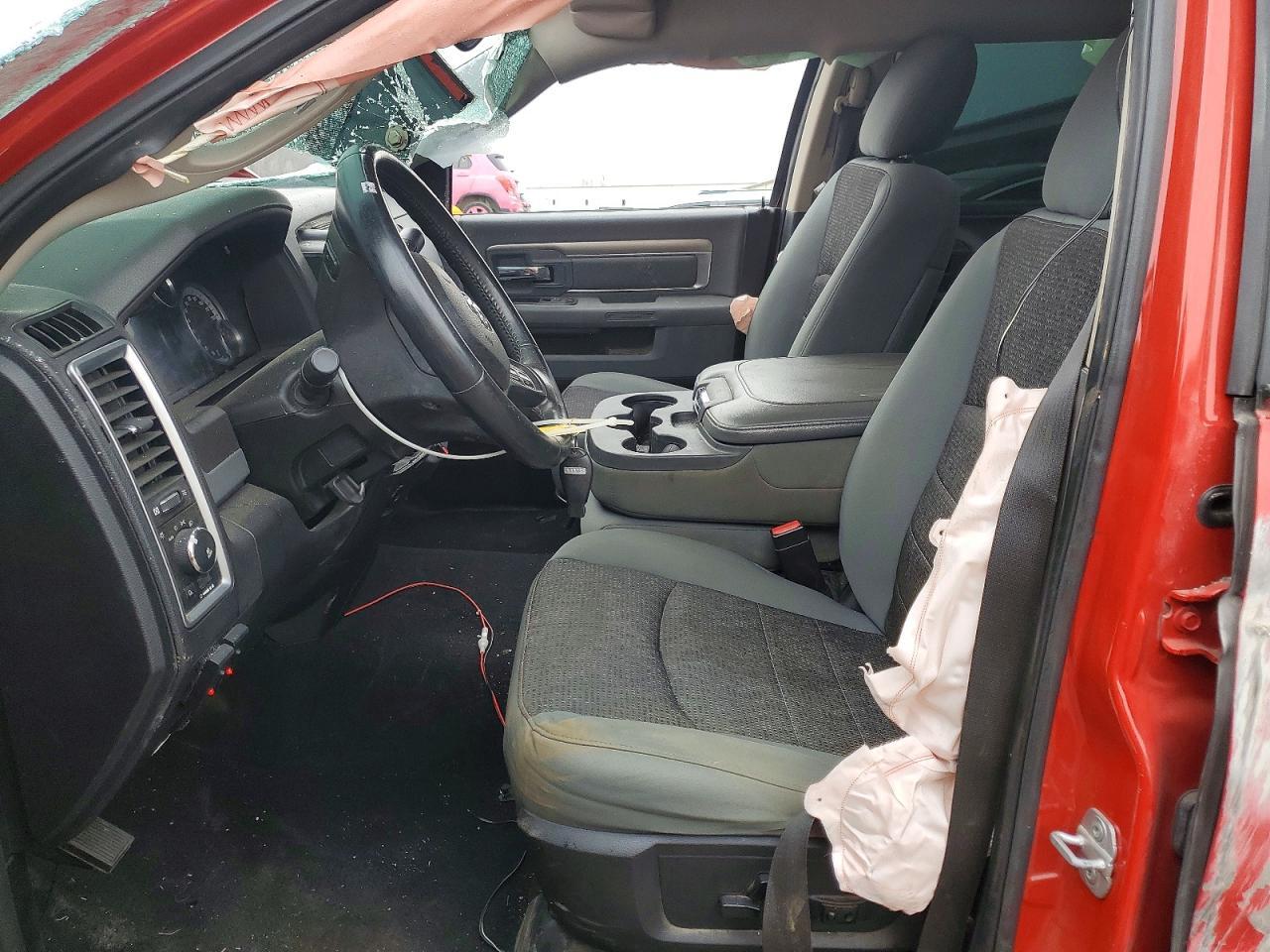 2013 Dodge RAM 1500 SLT