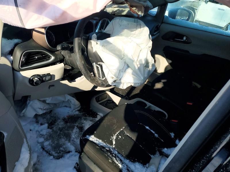 2024 Chrysler Grand Caravan sxt