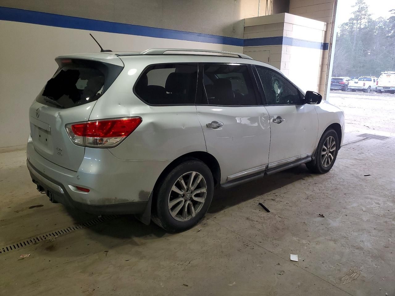 2014 Nissan Pathfinder s