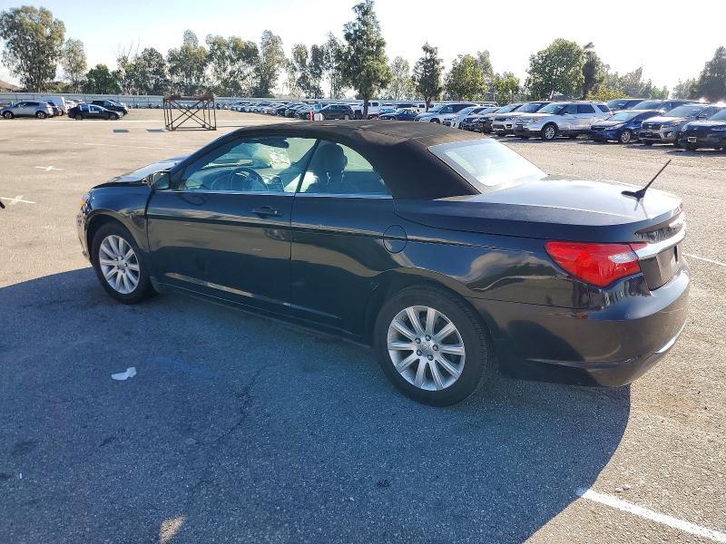 2013 Chrysler 200 Touring