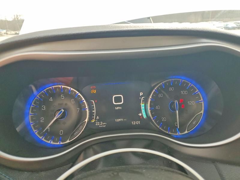 2021 Chrysler Pacifica Touring