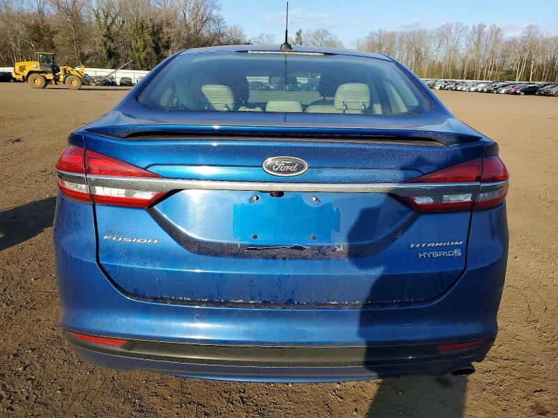 2018 Ford Fusion Titanium/platinum hev