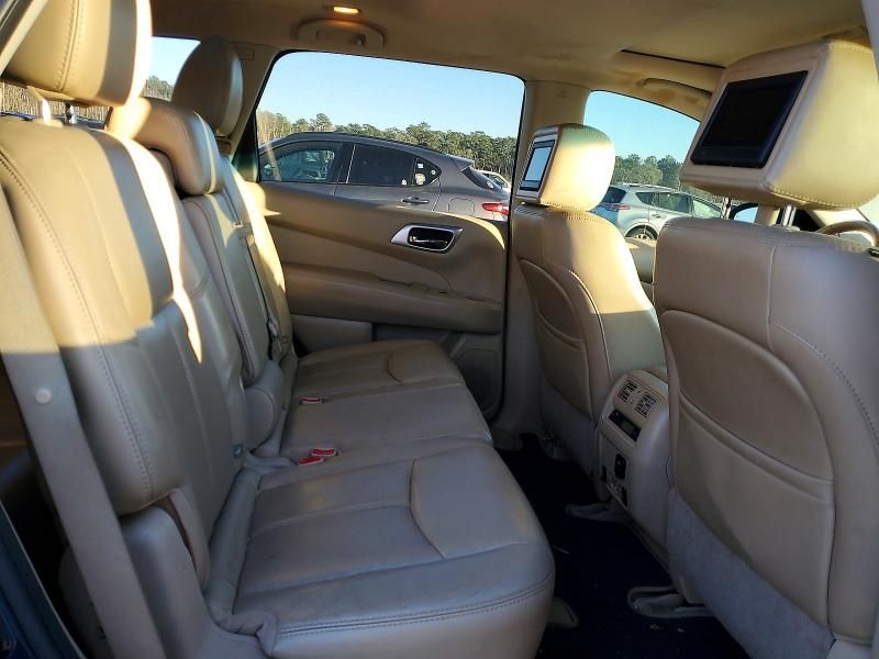 2014 Nissan Pathfinder s