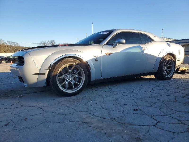 2020 Dodge Challenger r