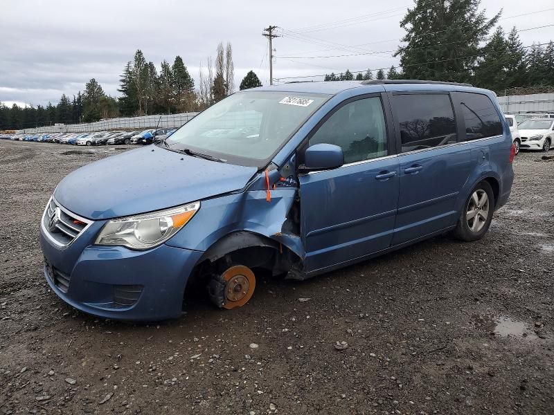 2011 Volkswagen Routan se