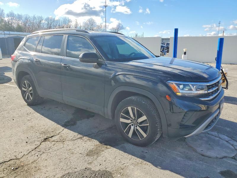 2022 Volkswagen Atlas se