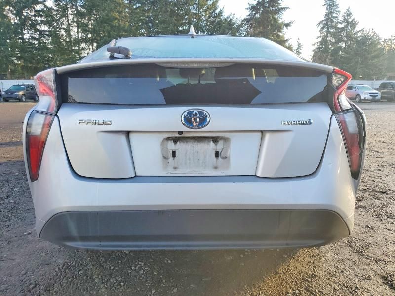 2016 Toyota Prius
