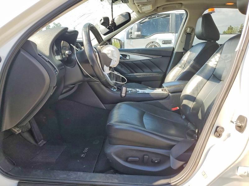 2021 Infiniti Q50 Luxe