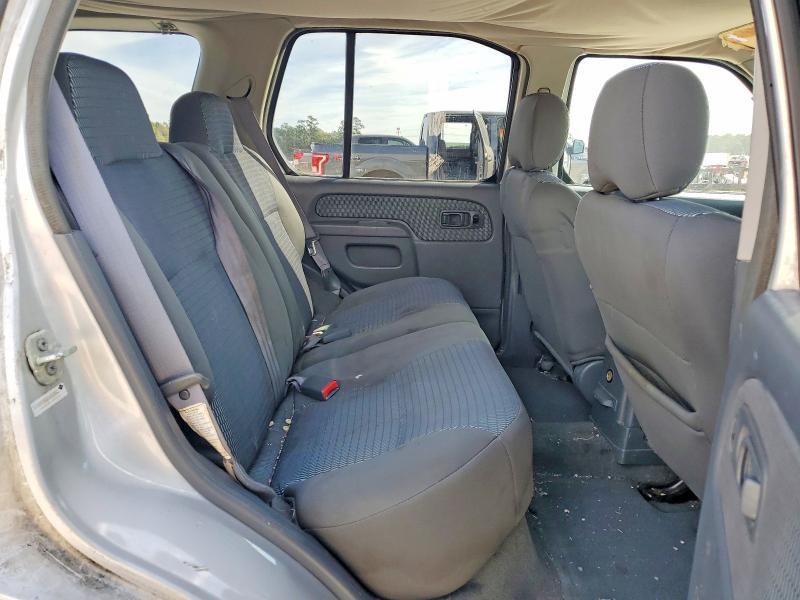 2004 Nissan Xterra xe