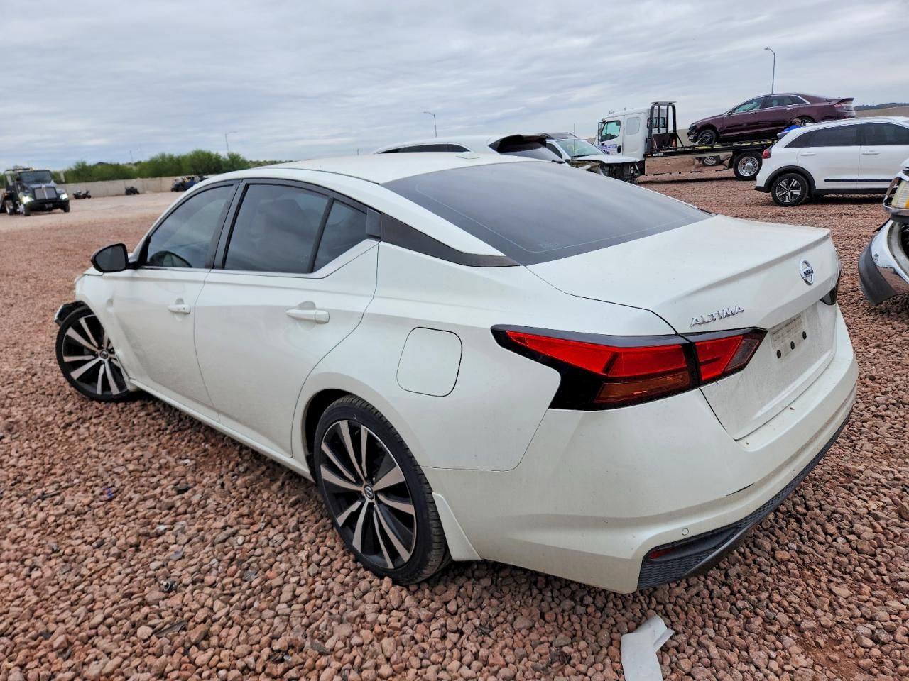 2020 Nissan Altima sr