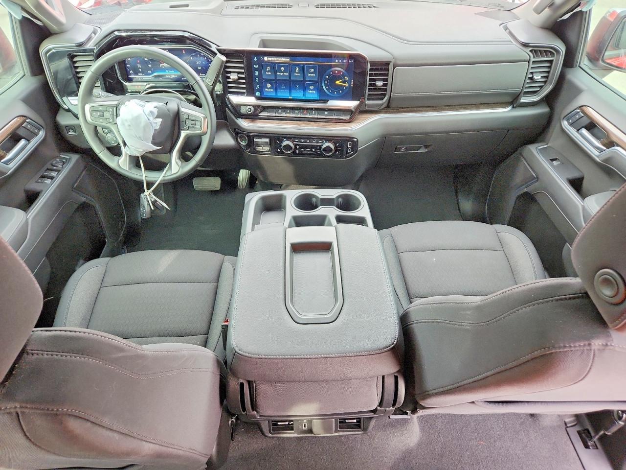 2025 Chevrolet Silverado C1500 LT