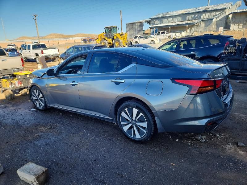 2021 Nissan Altima sv