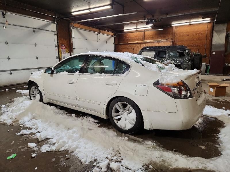2010 Nissan Altima sr
