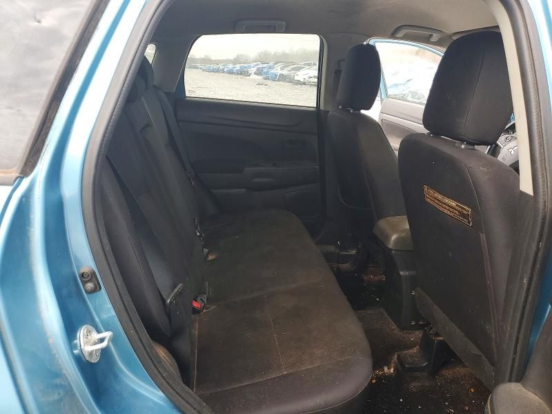 2014 Mitsubishi Outlander Sport es