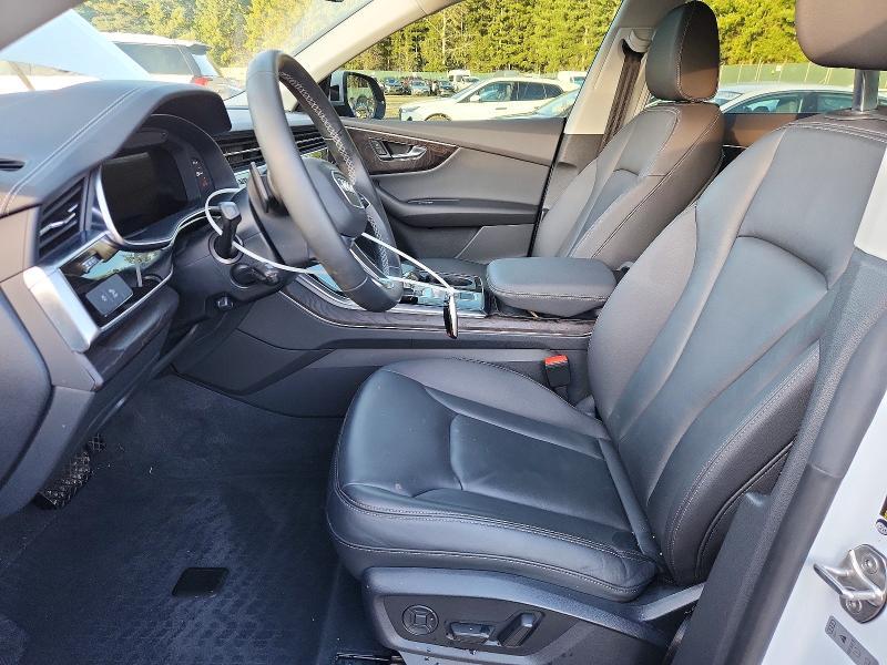2023 Audi Q8 Premium