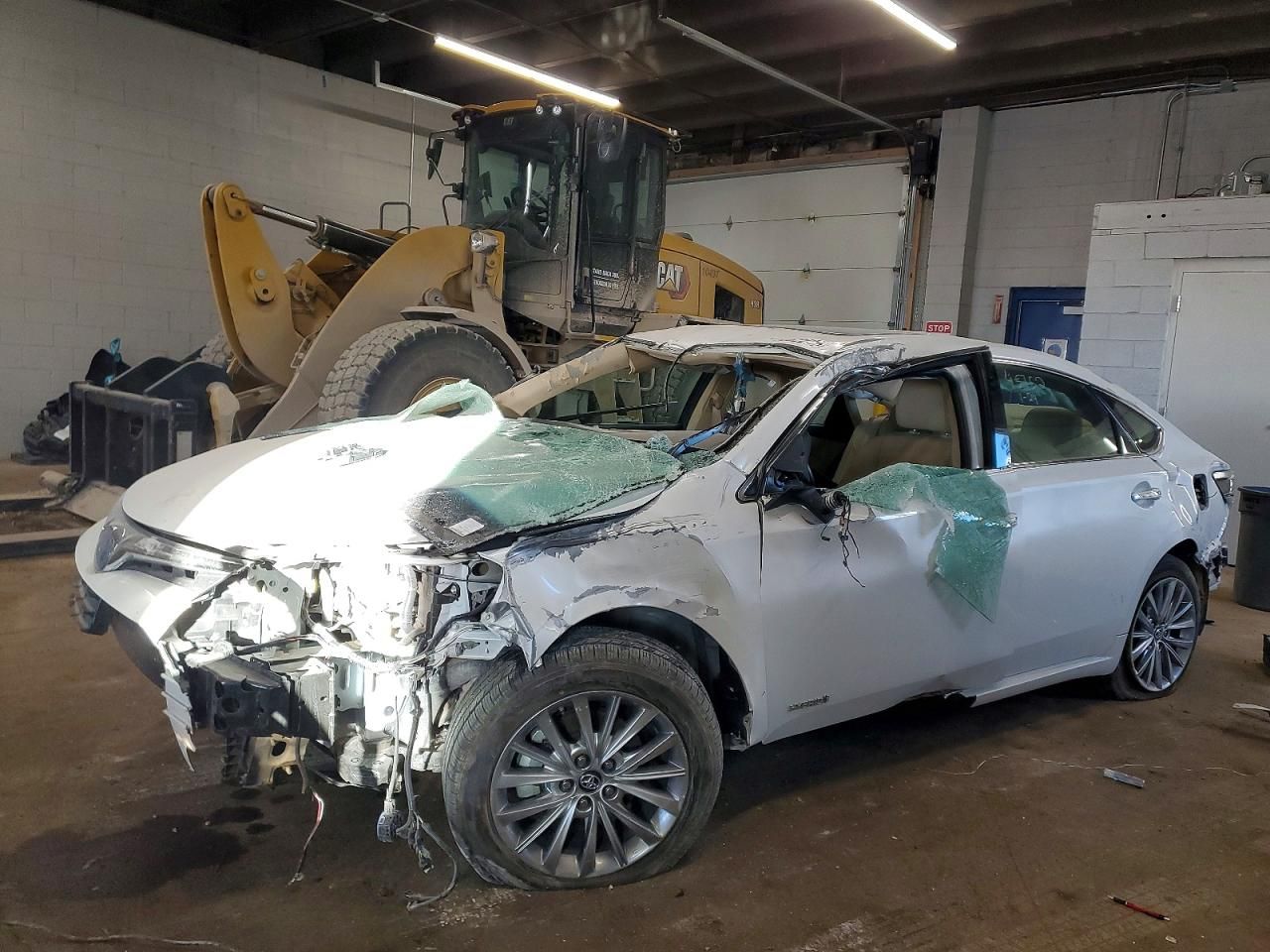 2016 Toyota Avalon Hybrid