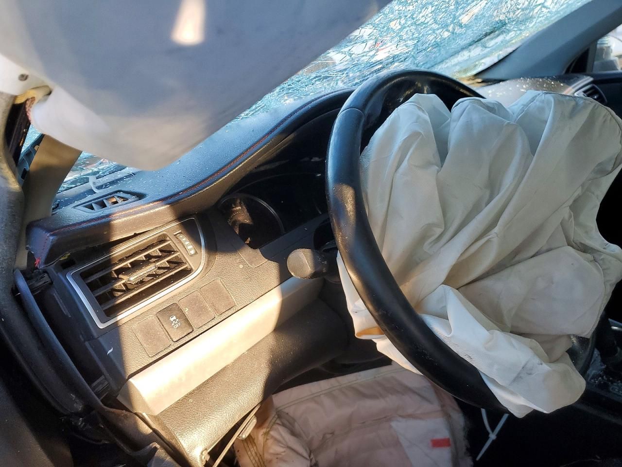 2015 Toyota Camry le